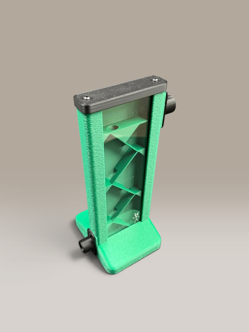 Nexus Ascent - Compact Vertical Nest Ramp